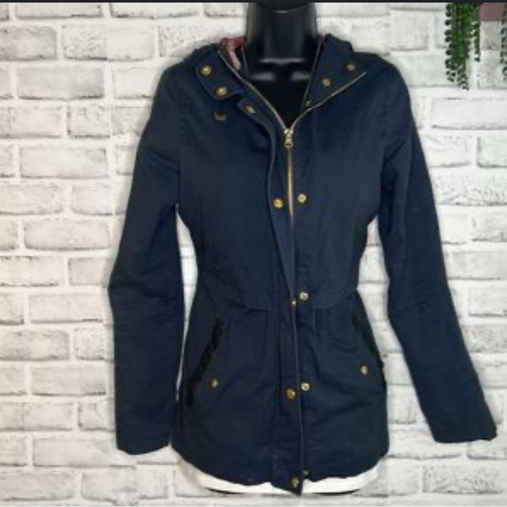 Aina Be Black Raincoat